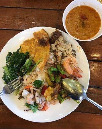 Tamrab Muslim Restaurant